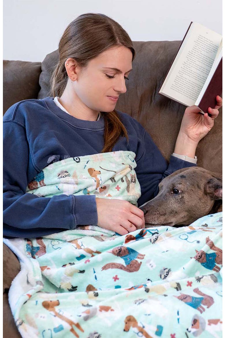 Pupper Snuggles Throw Blanket, Alternate, color, Seafoam Serenity