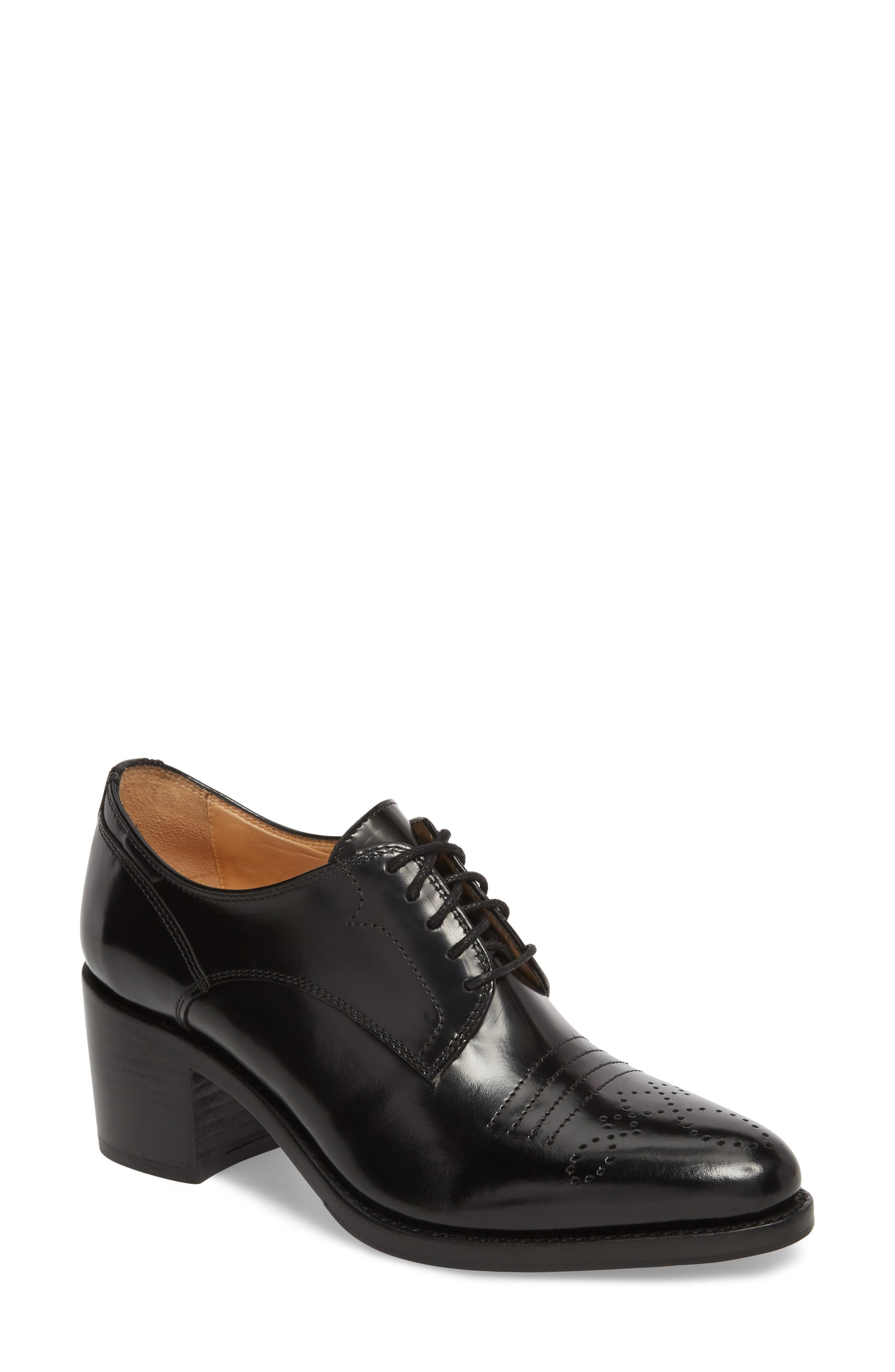 heeled brogues black
