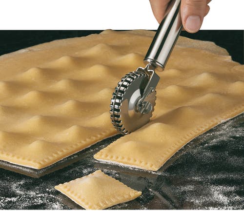 Kuchenprofi 7-inch Stainless Ravioli Wheel For Cutting And Crimping Pasta Dough In Silver