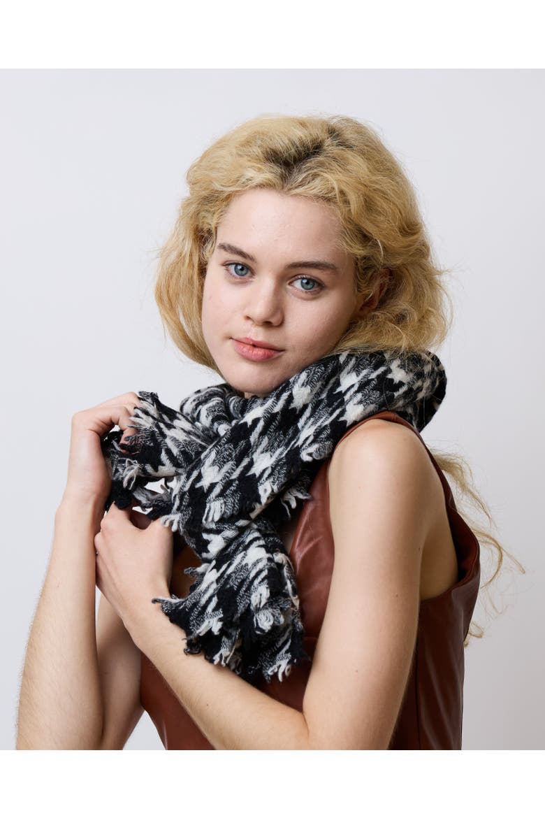 "Houndstooth" Cashmere Scarf, Alternate, color, Black & White