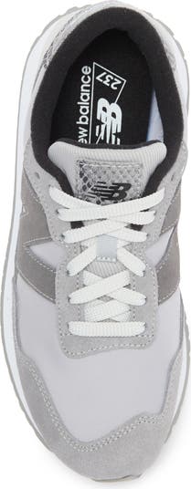 237 Sneaker