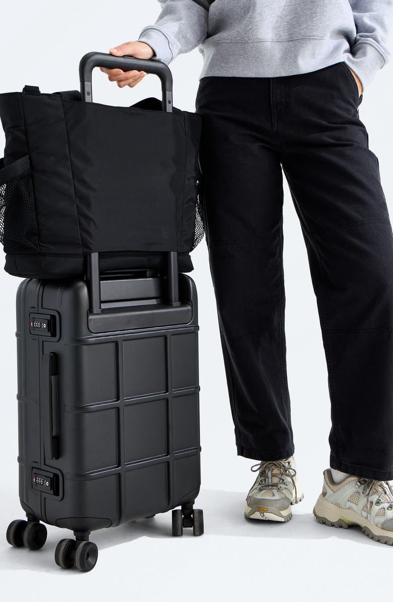 The North Face Hot Shot Water Repellent Tote, Alternate, color, Tnf Black