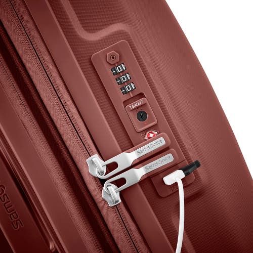 Samsonite Outline Pro Carry-on Spinner
