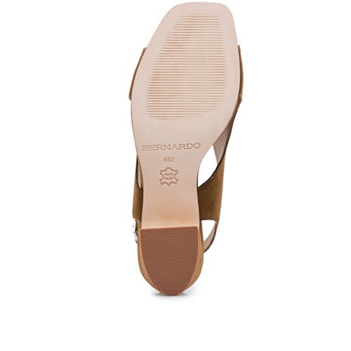 Bernardo Footwear Bedford Mid Heel Sandal In Safari