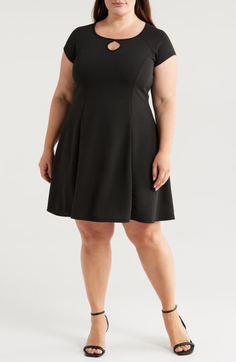 Keyhole Cutout Fit & Flare Dress (Plus)