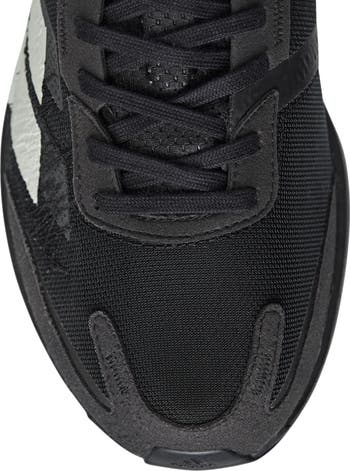 Boston Sneaker