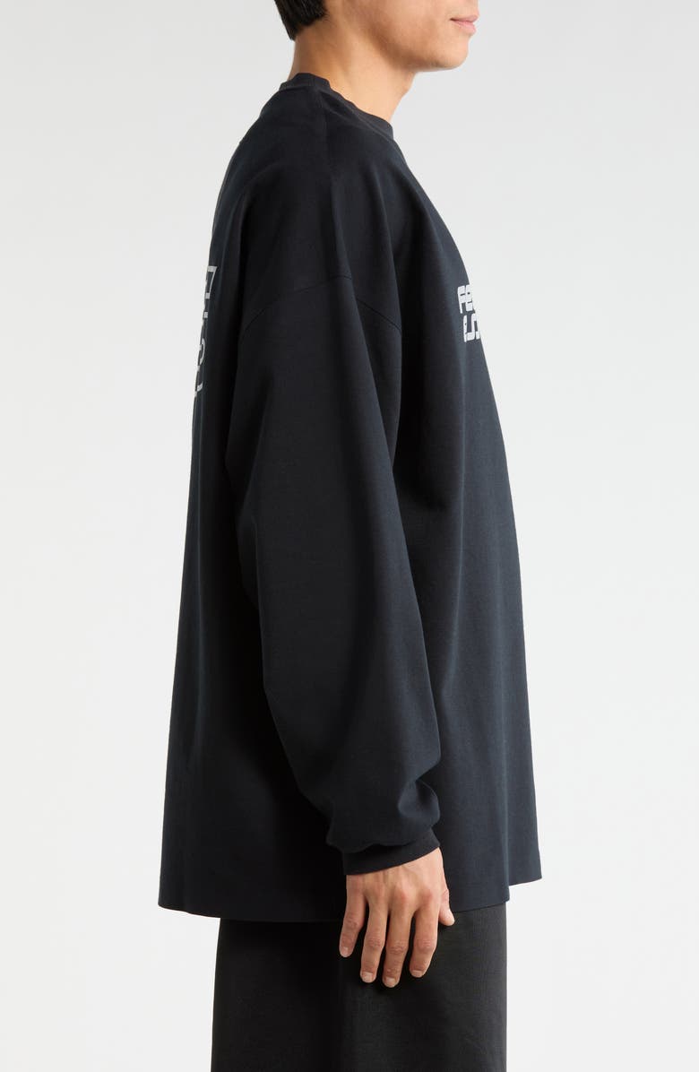 Fear of God Essentials 
90s Logo Long Sleeve Graphic T-Shirt, Alternate, color, Vintage Black