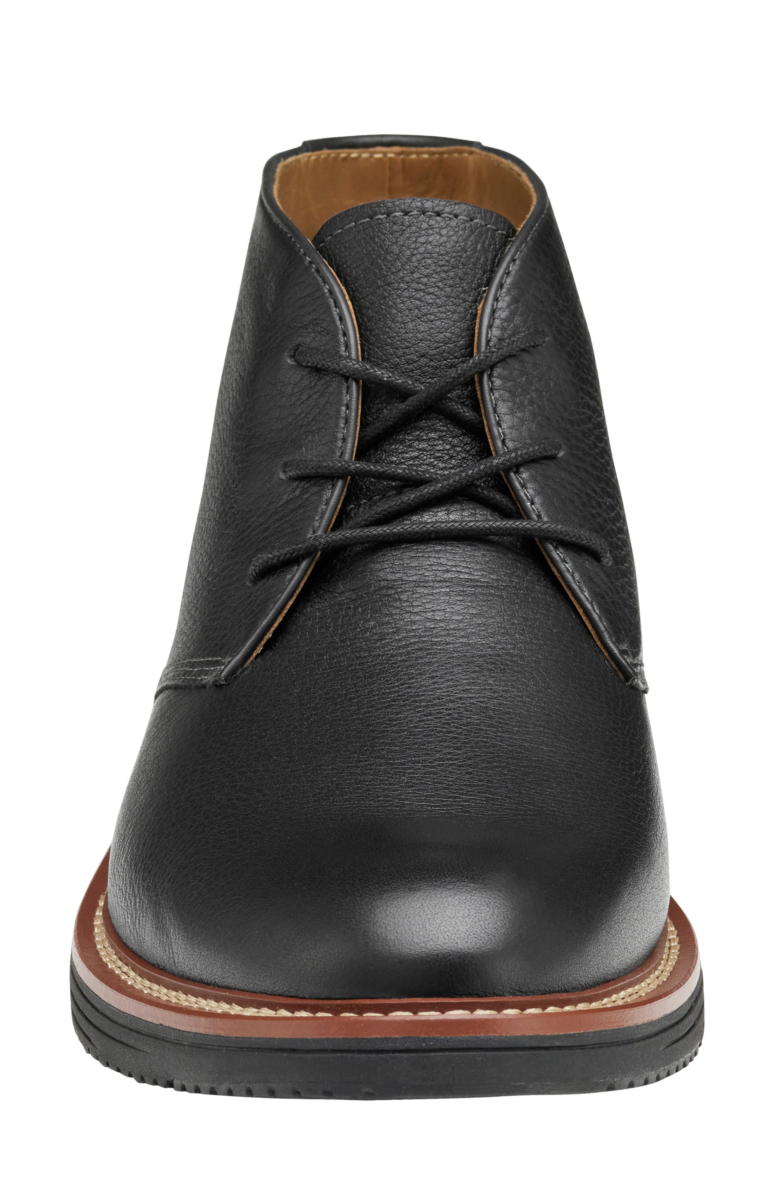 Johnston 
Murphy Upton Chukka, Alternate, color, Black Full Grain