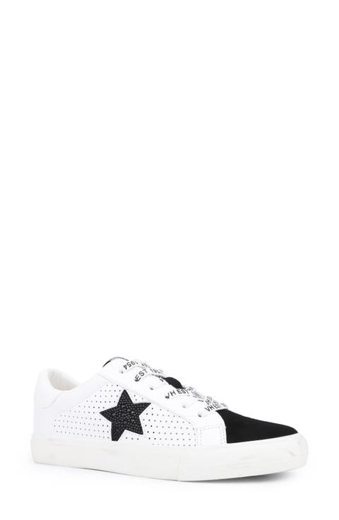 Grande Low Lace Up Sneaker