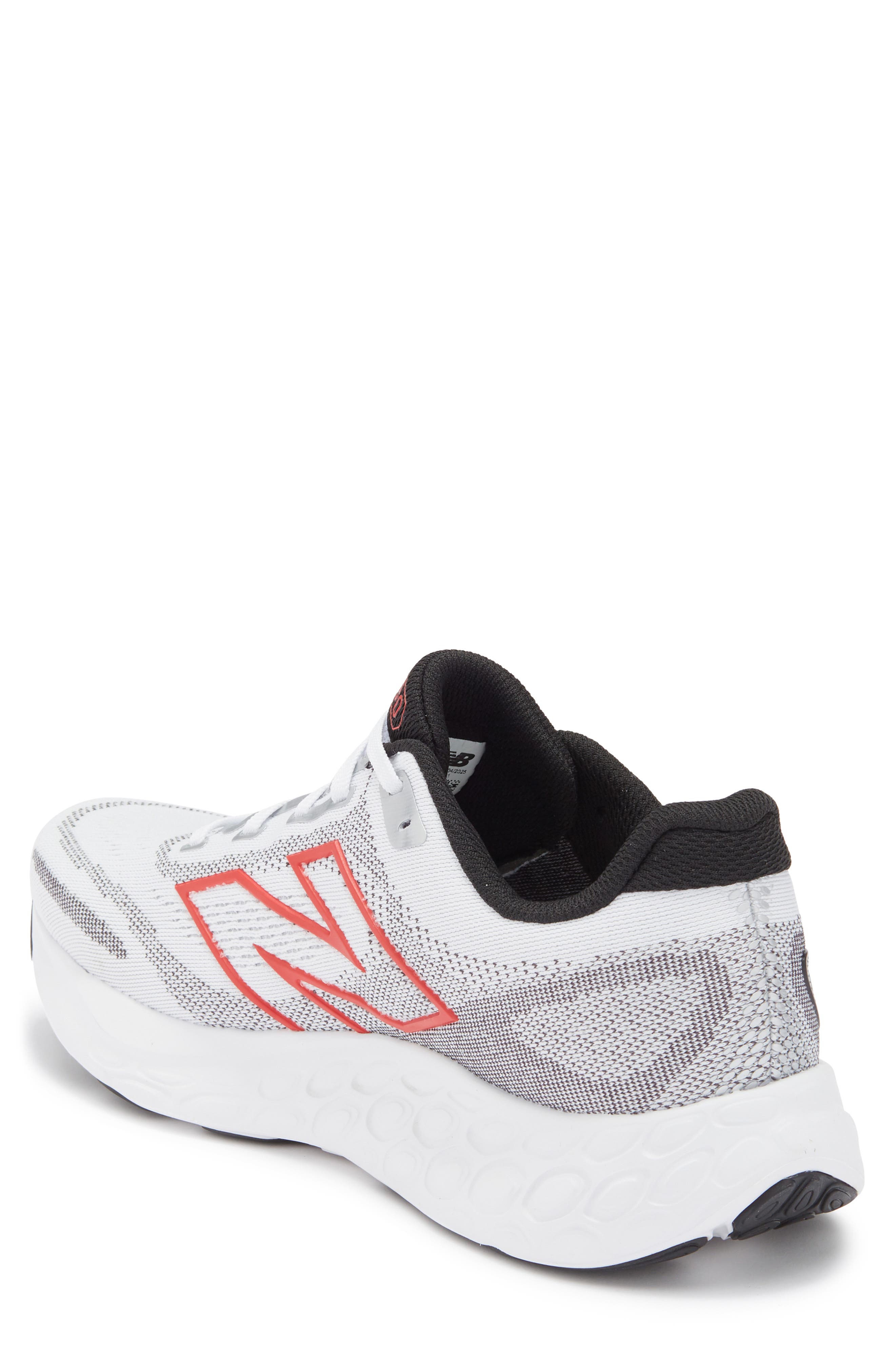 680 Running Shoe - image 4