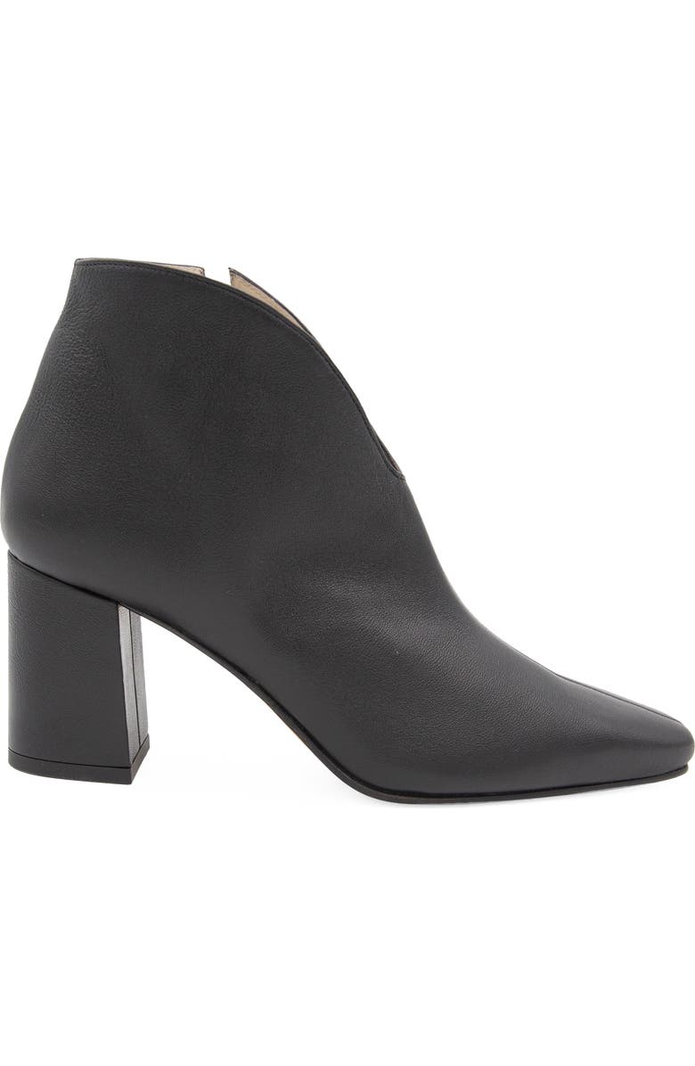 Amalfi by Rangoni Faina Block Heel Bootie, Alternate, color,