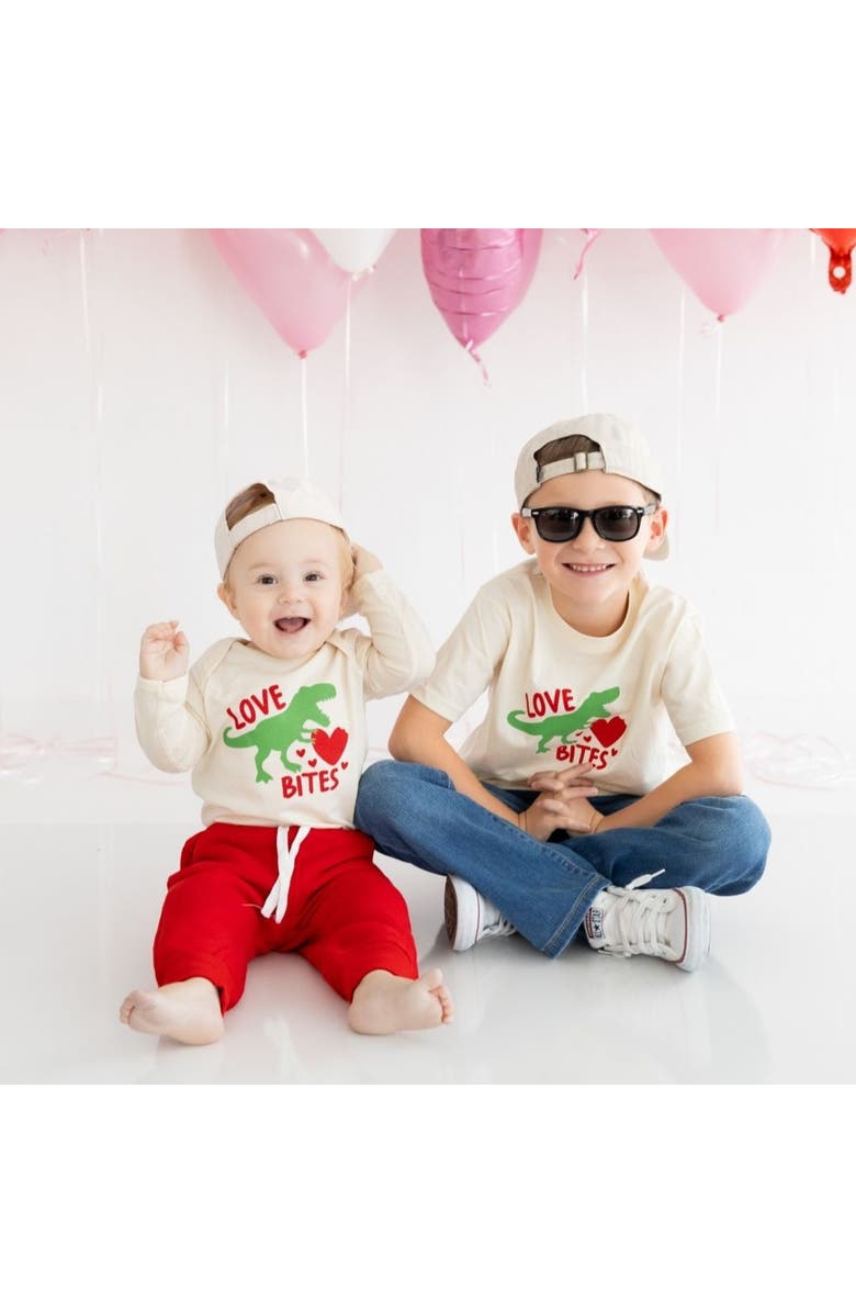 Sweet Wink Love Bites Valentine's Day Short Sleeve T-Shirt, Alternate, color, 