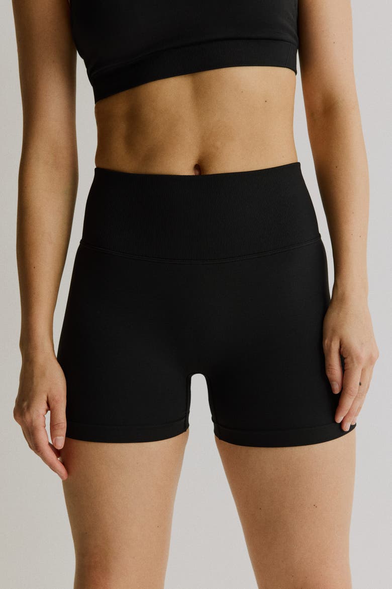 Seamless Scrunch Hot Pants With Drymove, Alternate, color, Black