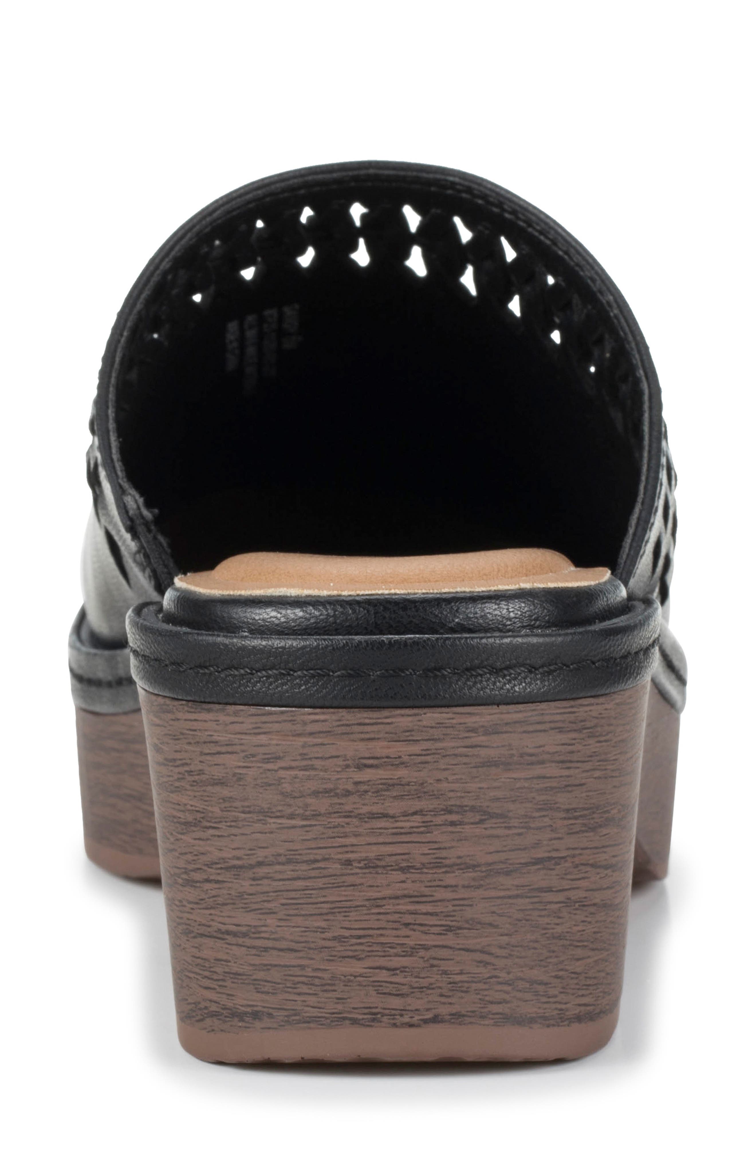 BARETRAPS Sandy Comfort Clog, Alternate, color, Black