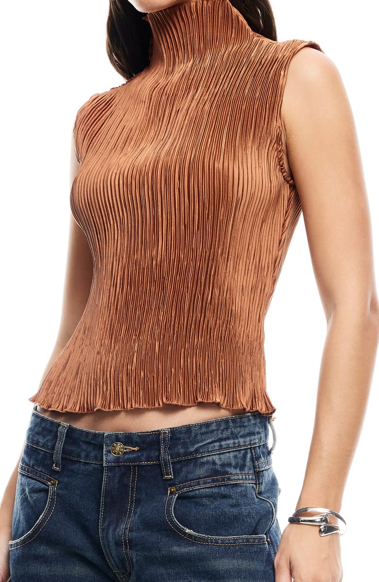 Ford Funnel Neck Plissé Top