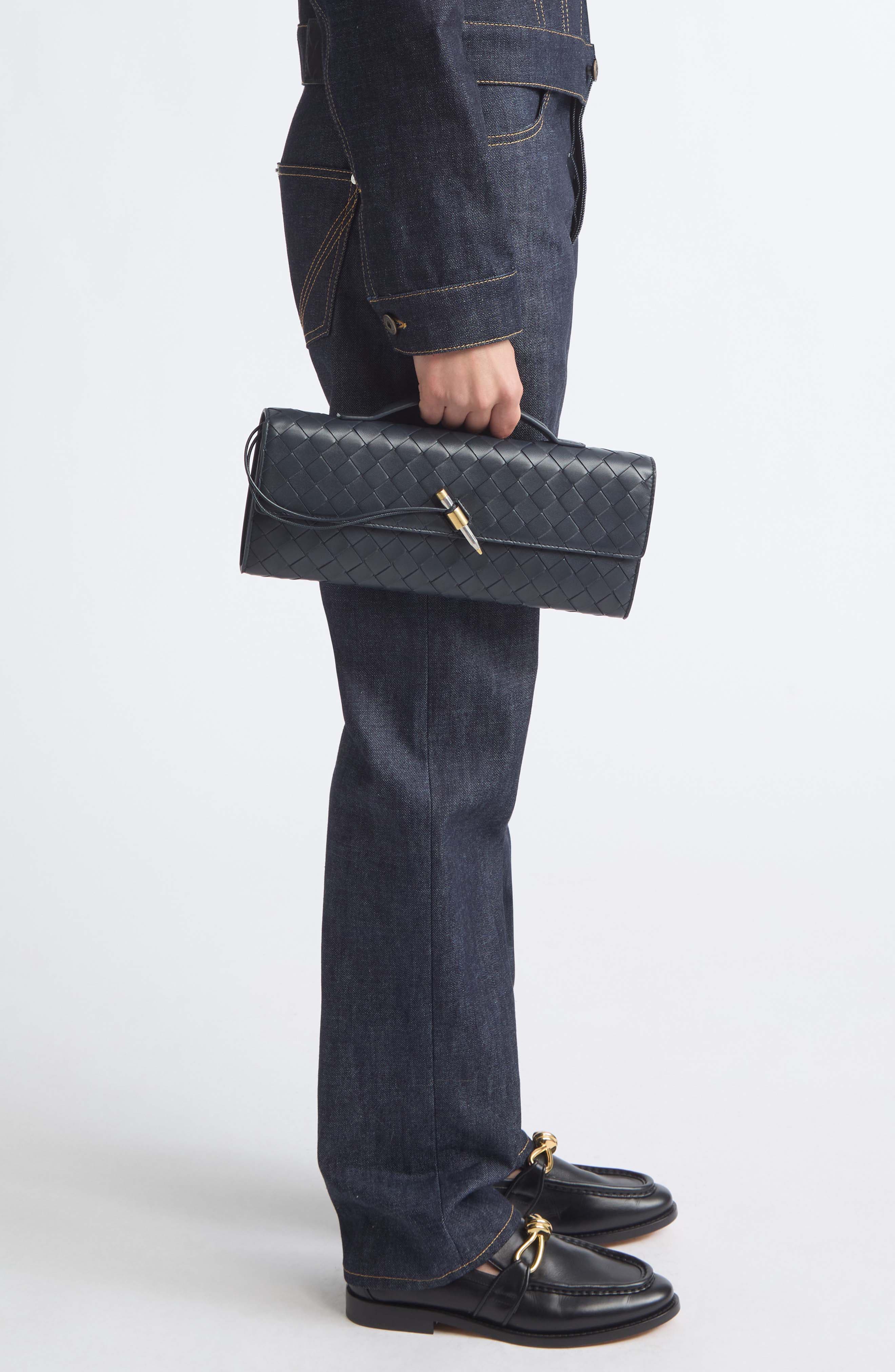 Intrecciato Pouch, Alternate, color, 4348 MIDNIGHT-BRASS V-S