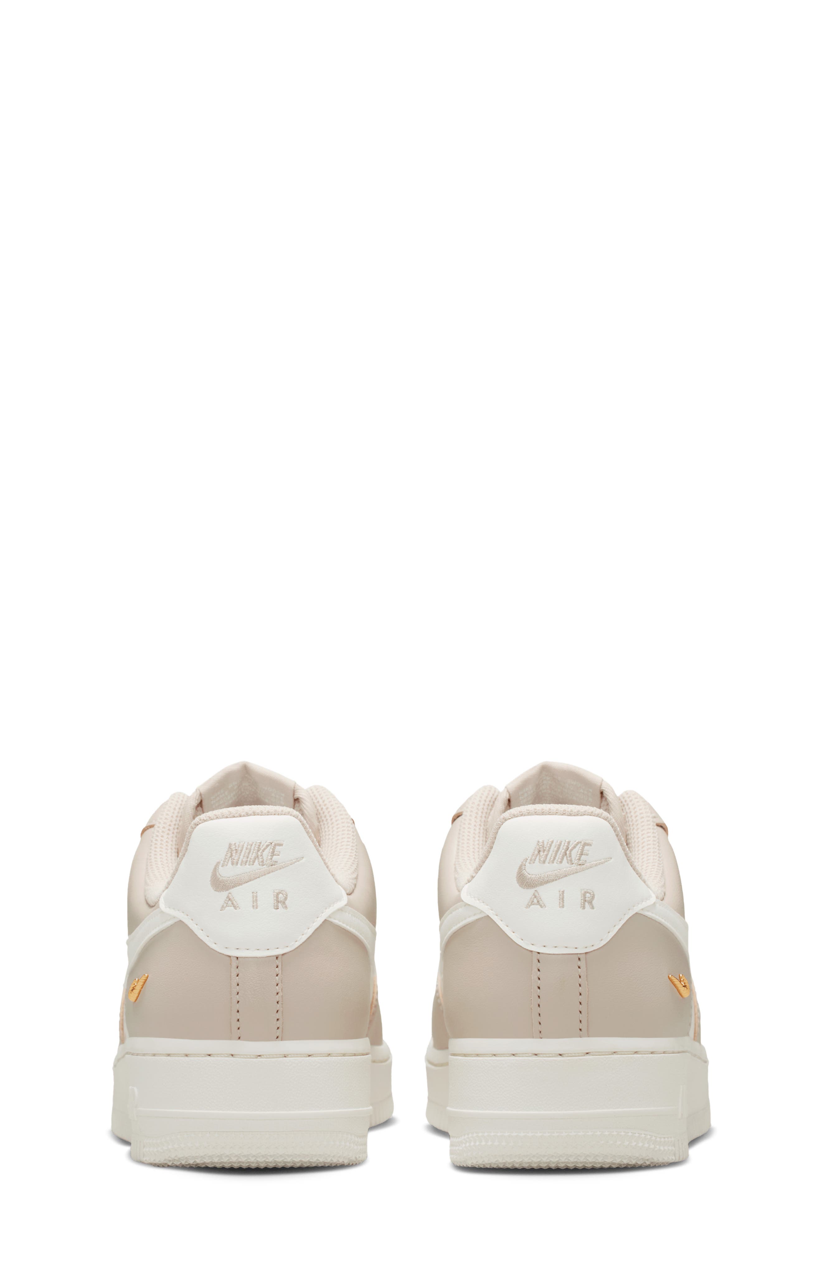 Air Force 1 '07 Basketball Sneaker, Alternate, color, CREAM/ GOLD/ SAIL