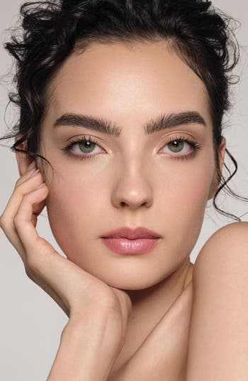 Impeccable 24 Hour Blurring Matte Setting Spray