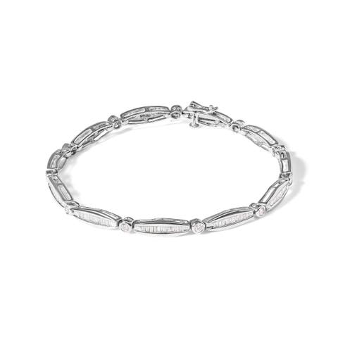 14K White Gold 1-1/2 Cttw Diamond Bezel and Tapered Link 7" Tennis Bracelet