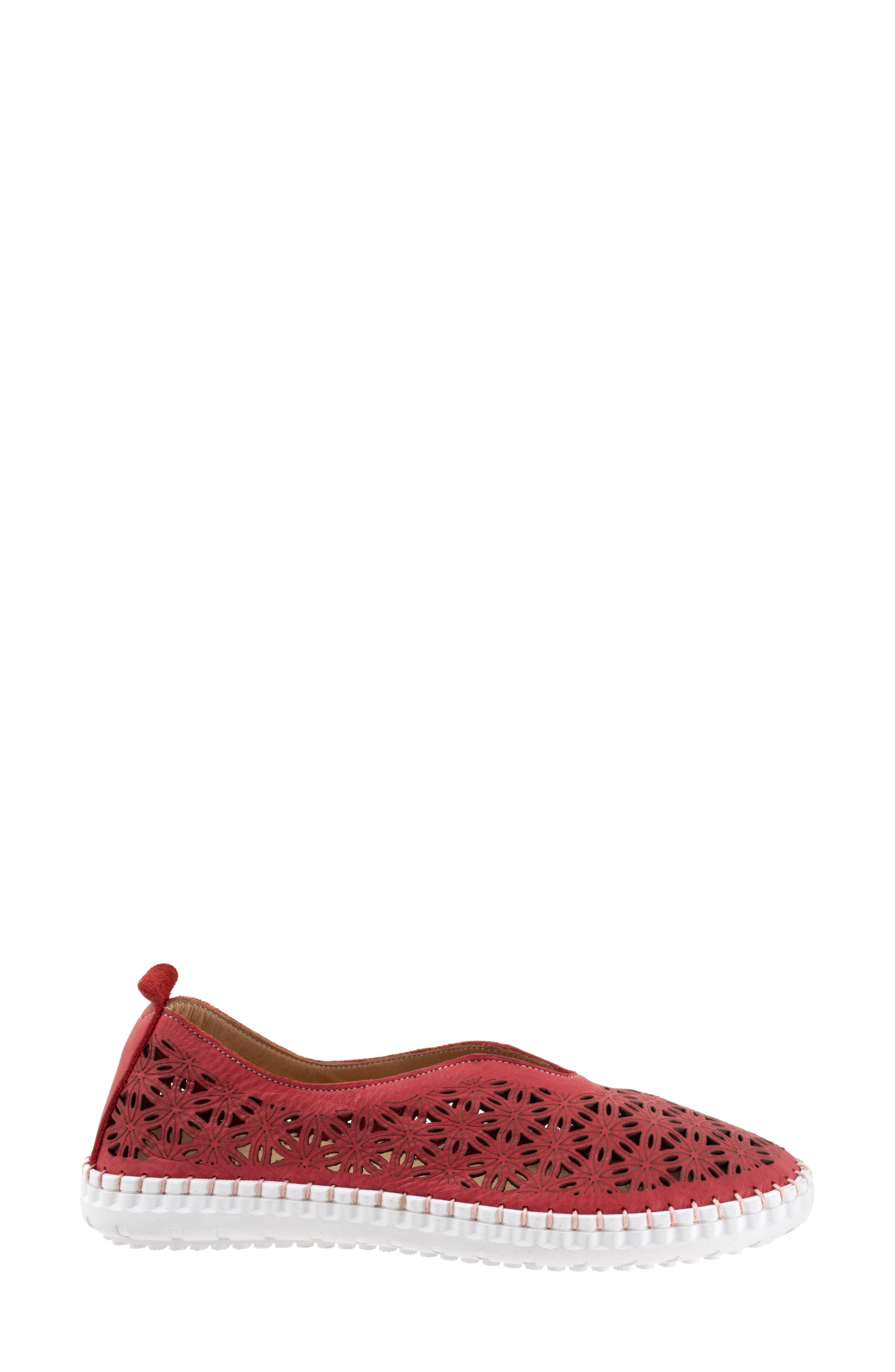 Bueno Daisy Flat, Alternate, color, Red