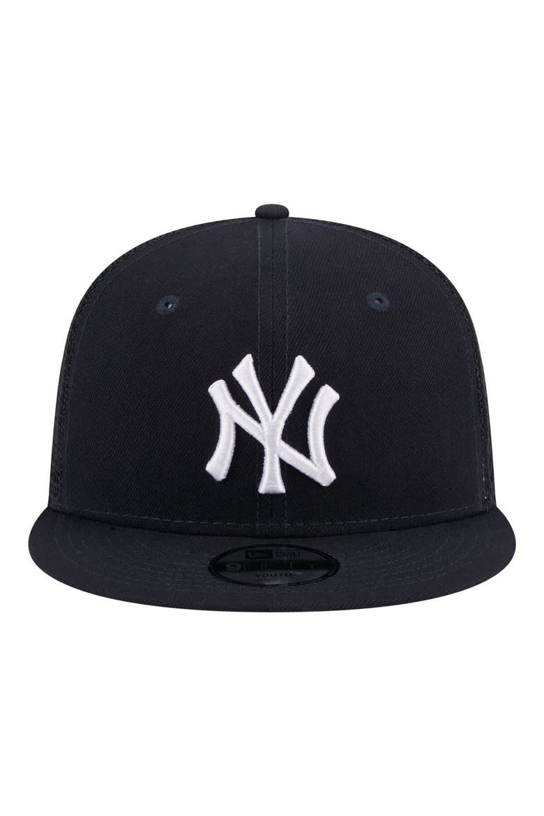 Youth New Era  Navy New York Yankees 9FIFTY Trucker Snapback Hat, Alternate, color, Navy