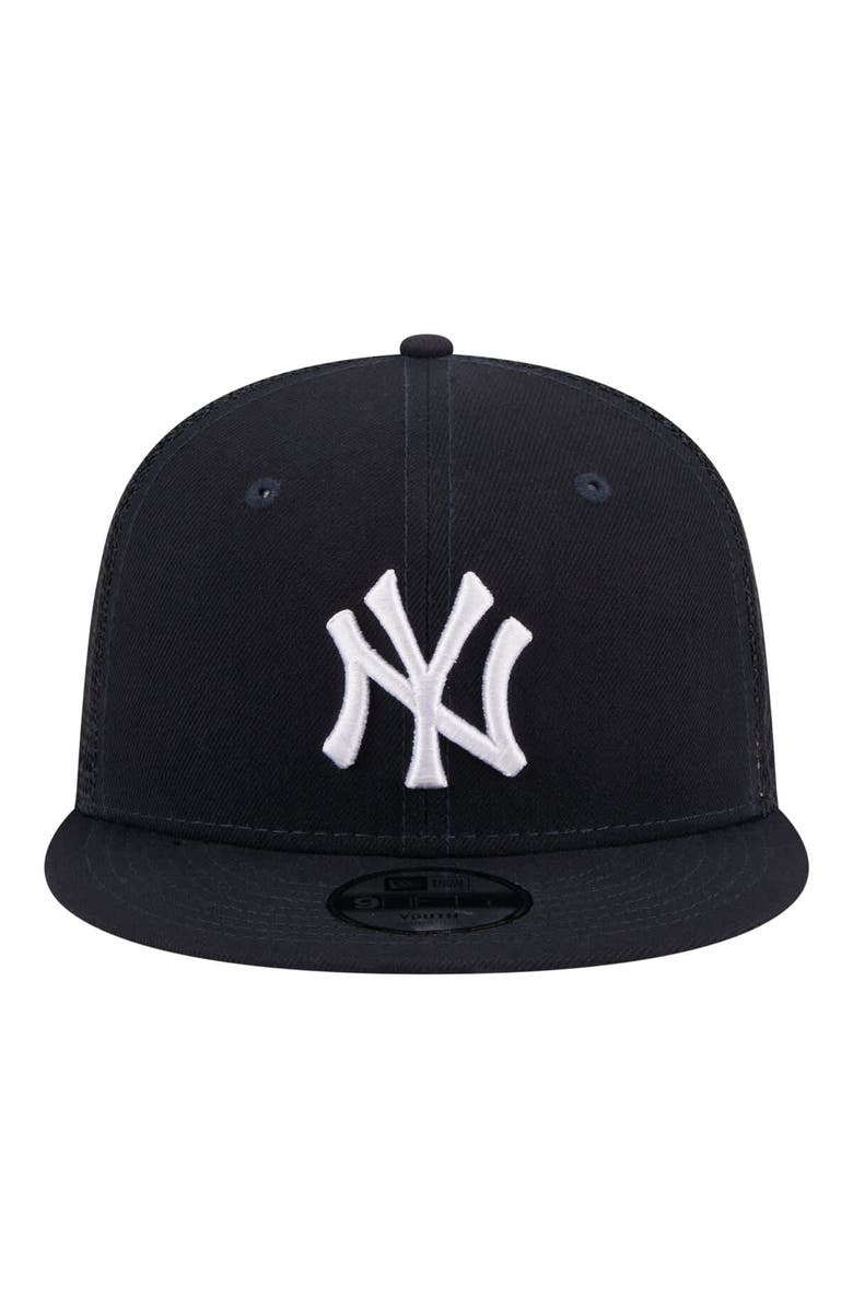 New Era Youth New Era Navy New York Yankees 9FIFTY Trucker Snapback Hat, Alternate, color, Navy