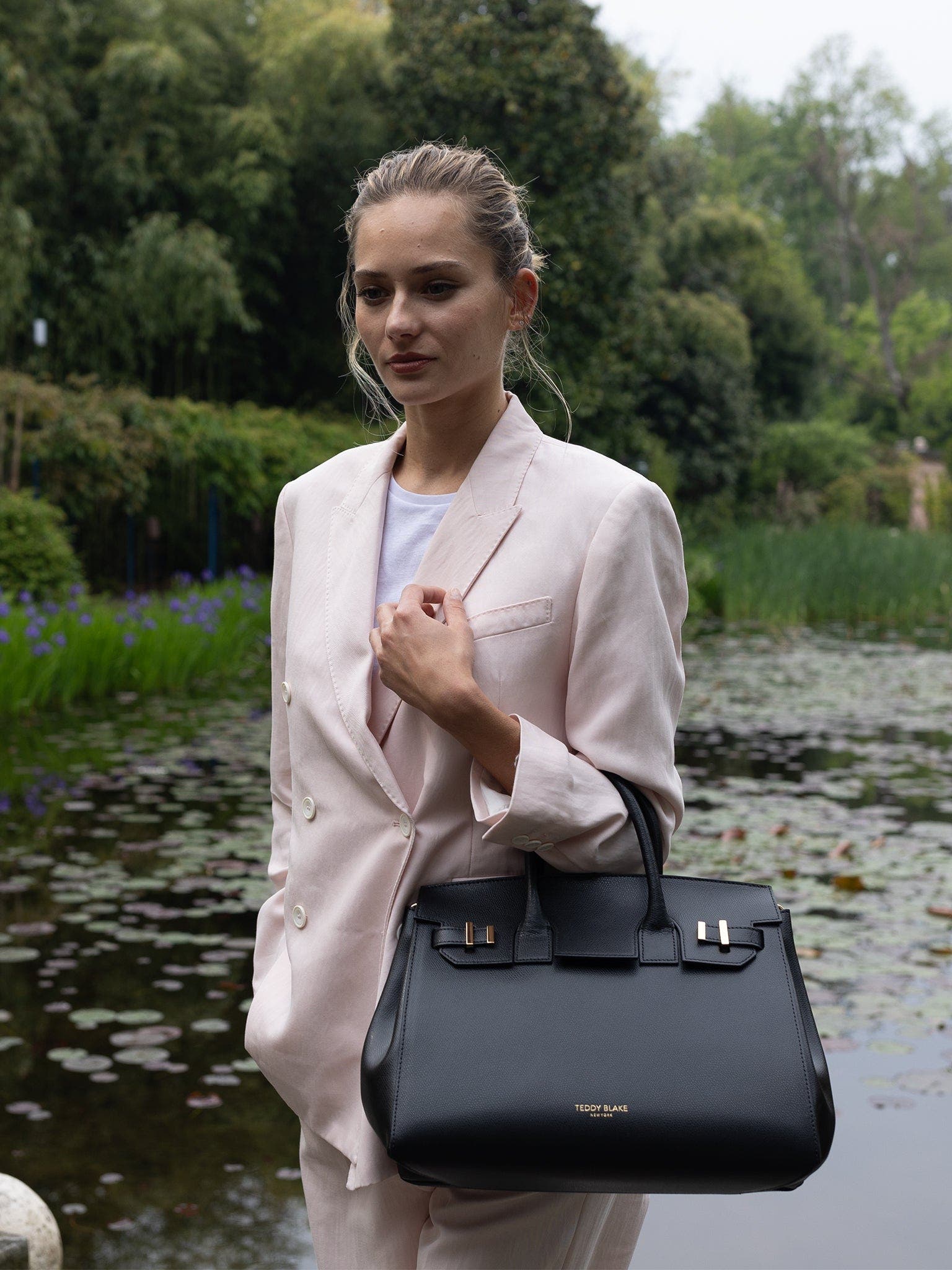 Teddy Blake Gigi Palmellato  13", Alternate, color, Black & Red