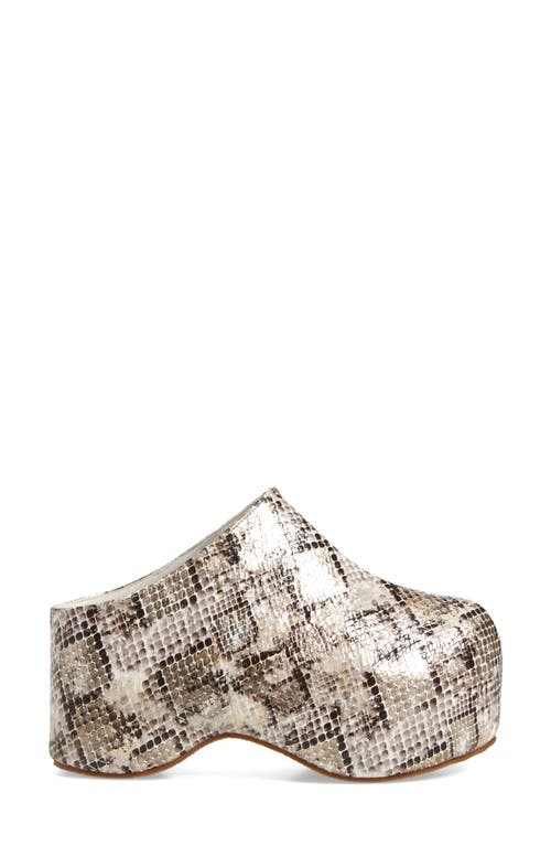 Azalea Wang Teatree Platform Clog In Sand