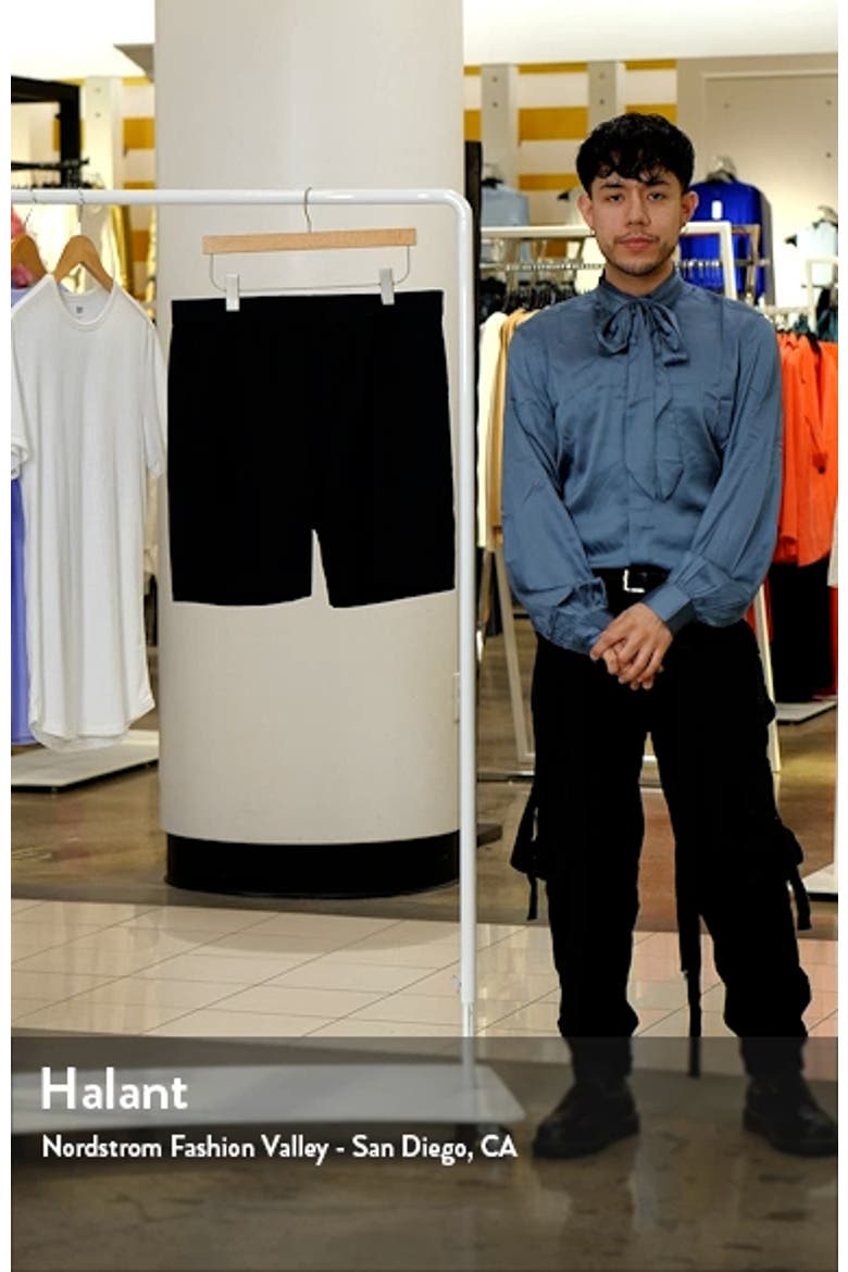 Dri-FIT 8-Inch Water Repellent Chino Golf Shorts video