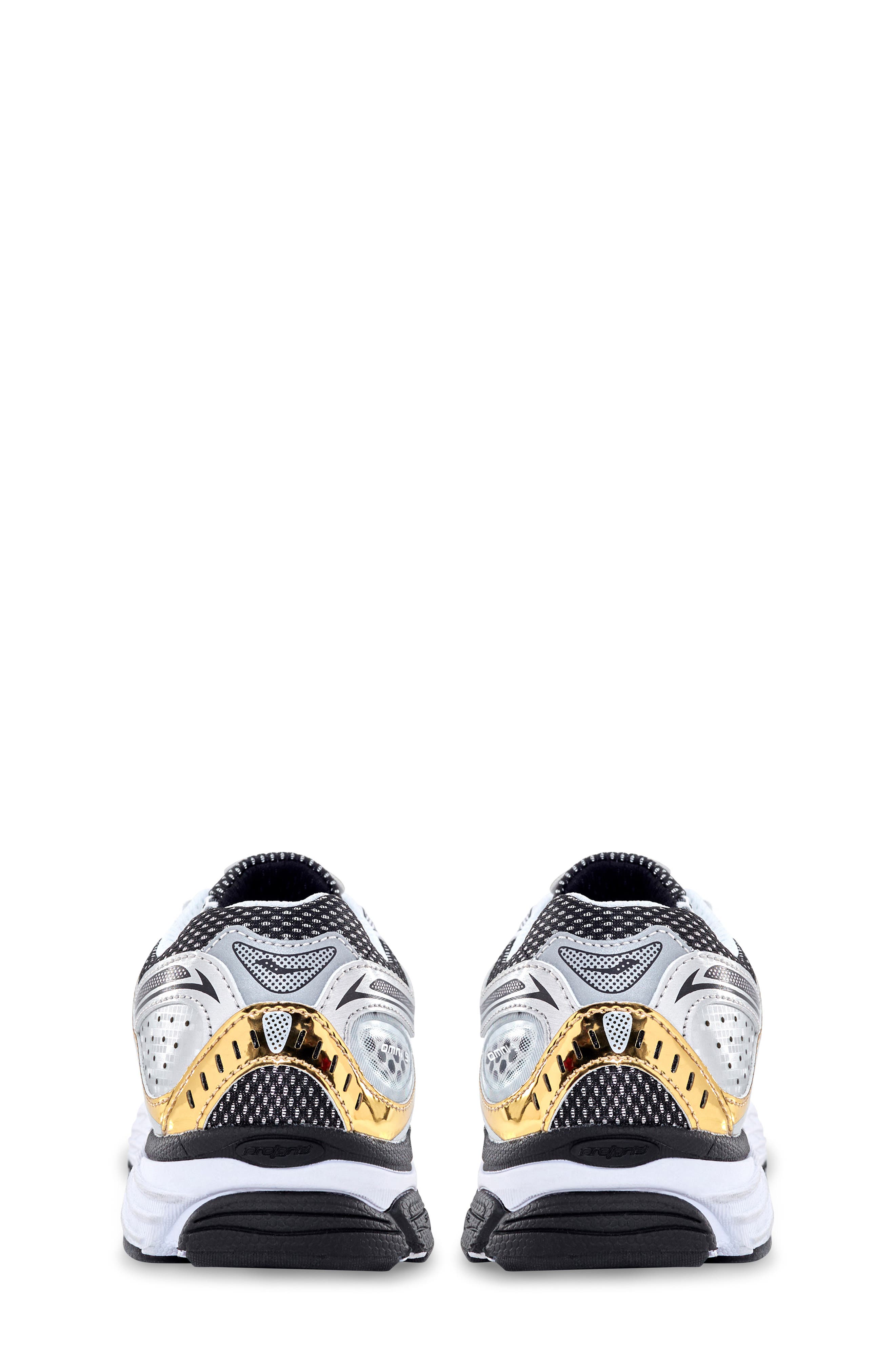 Saucony Kids' ProGrid Omni 9 Sneaker, Alternate, color, Silver/Gold