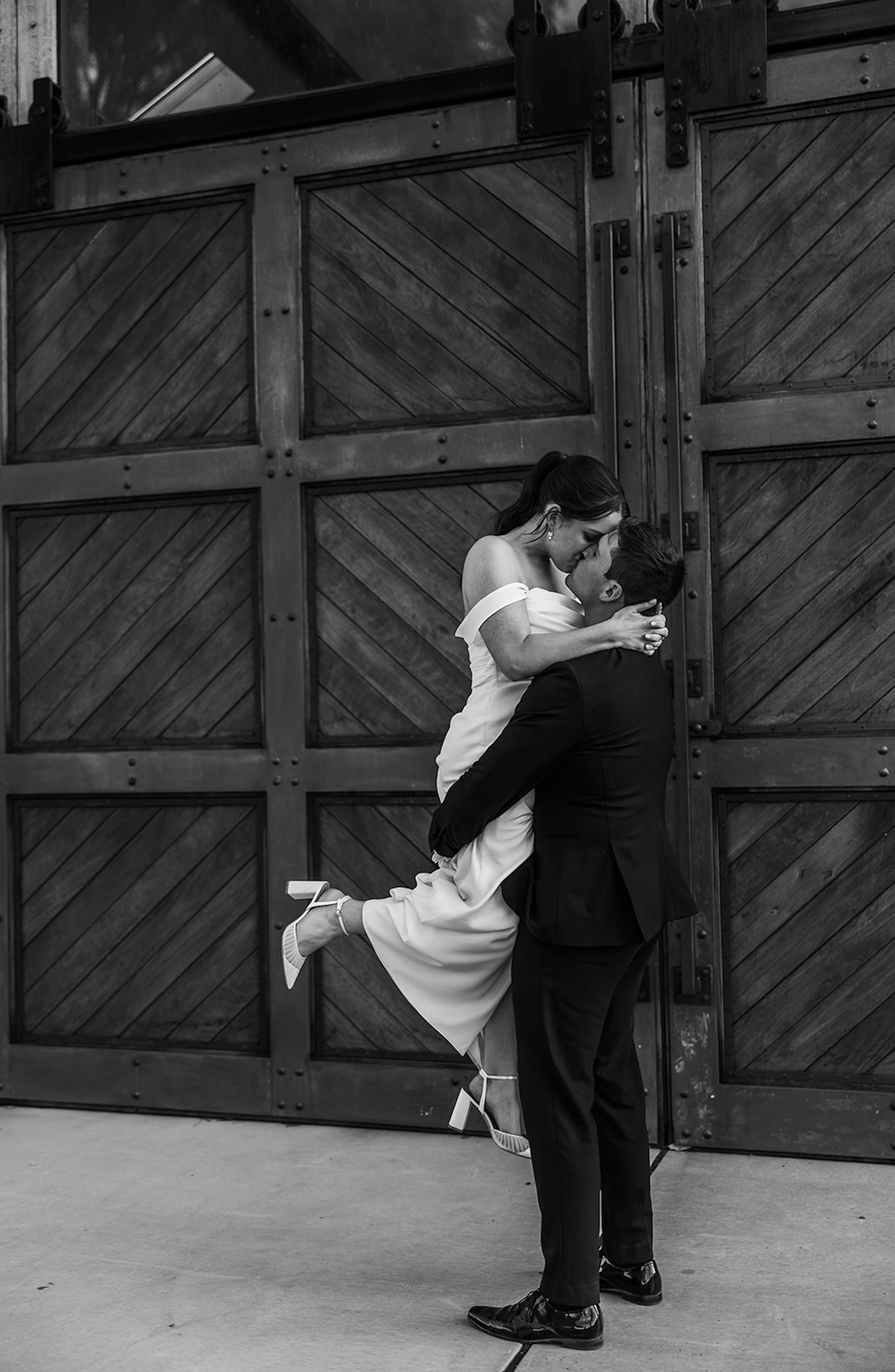 HARLO Australia Fallon - Satin Bridal Block Heel with Pleated Tulle Detail, Alternate, color, Soft White Satin