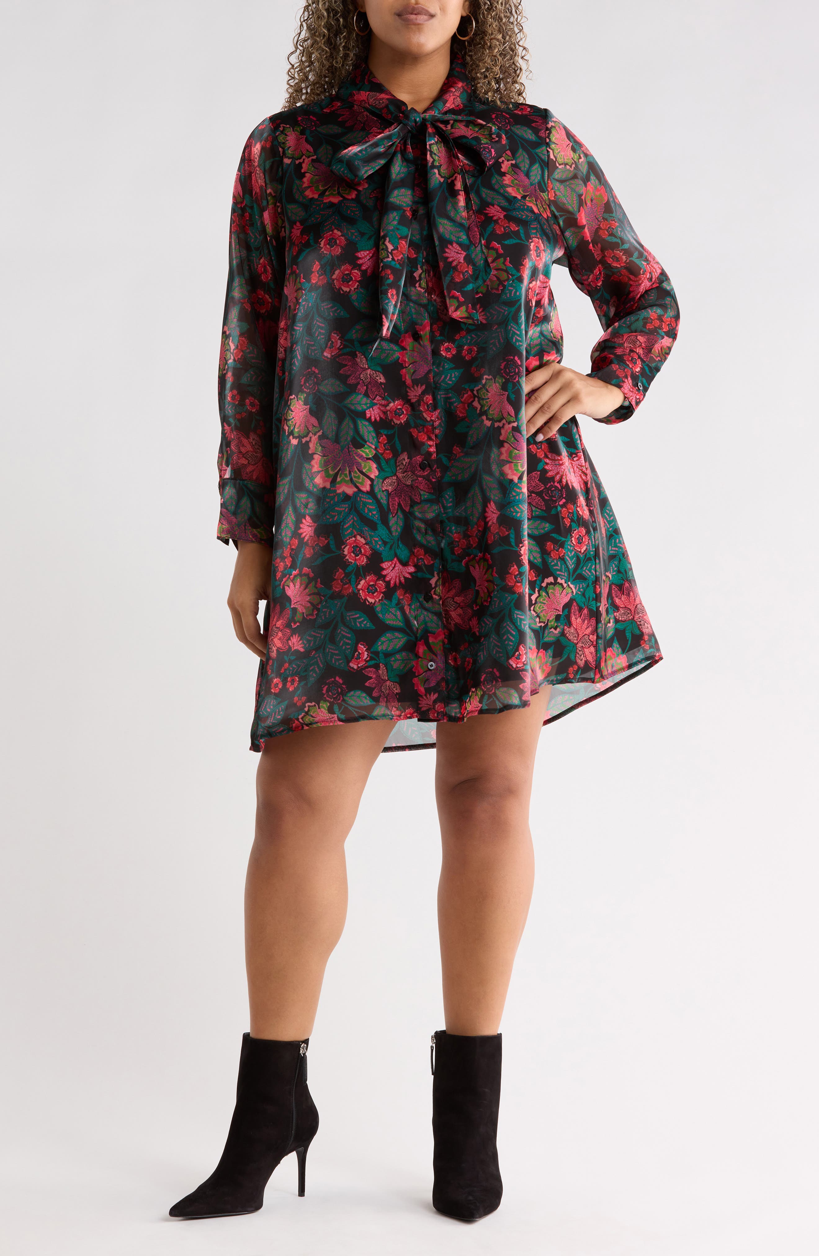 selected BLACK-TEAL-RED
