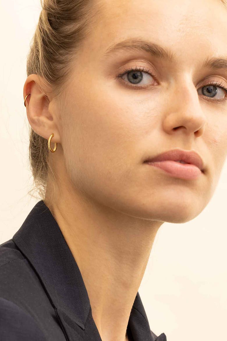 18K Yellow Gold Ribbed Mini Hoops, Alternate, color, Yellow Gold