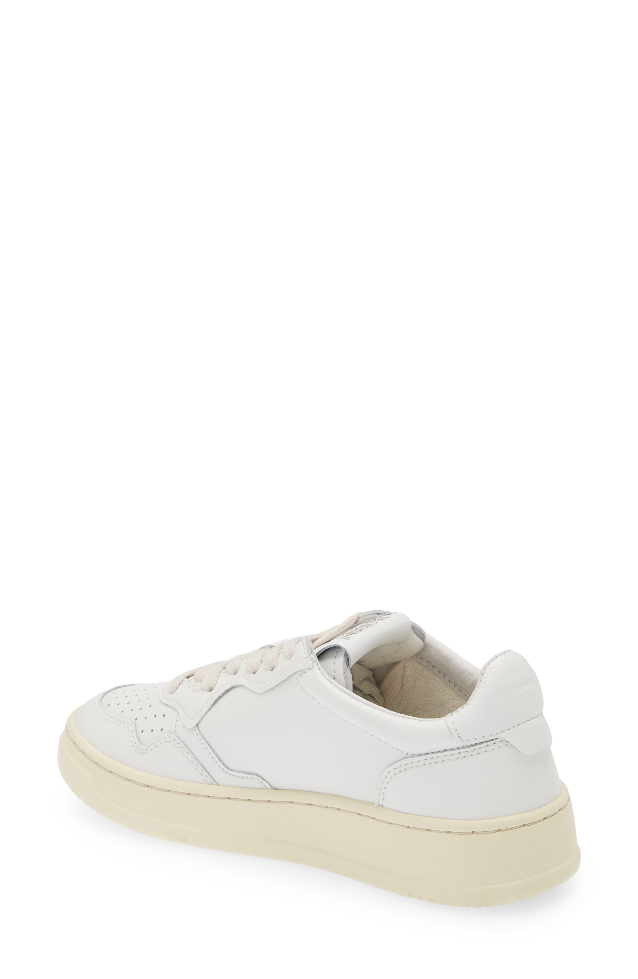 AUTRY Medalist Low Sneaker, Alternate, color, Wht/Wht