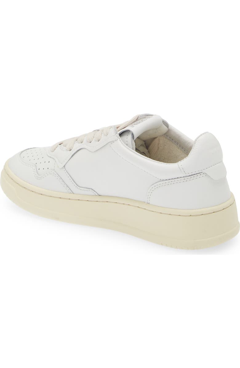AUTRY Medalist Low Sneaker, Alternate, color, Wht/Wht