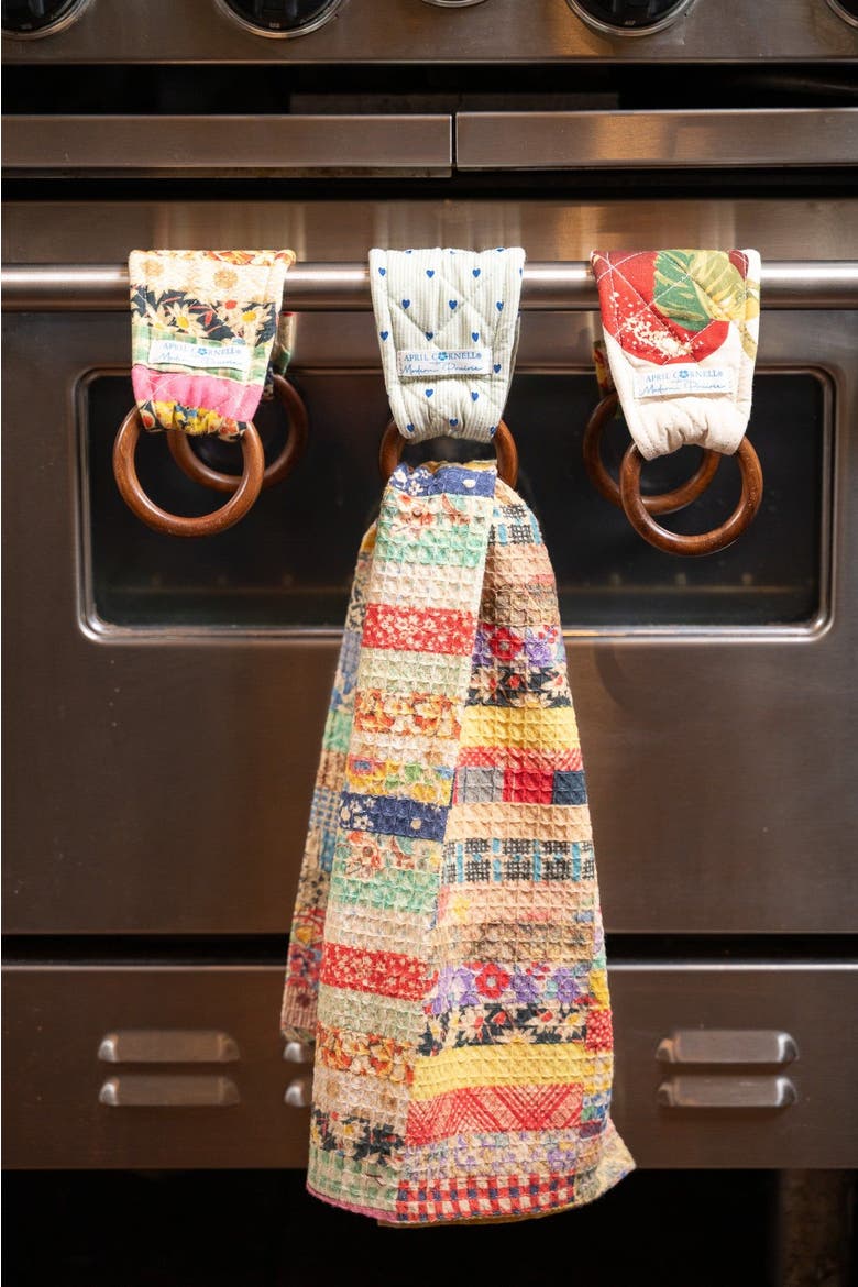 Patch Parade Tea Towel + Set Of 3 Wooden Loop Hangers, Alternate, color, Pastel Green