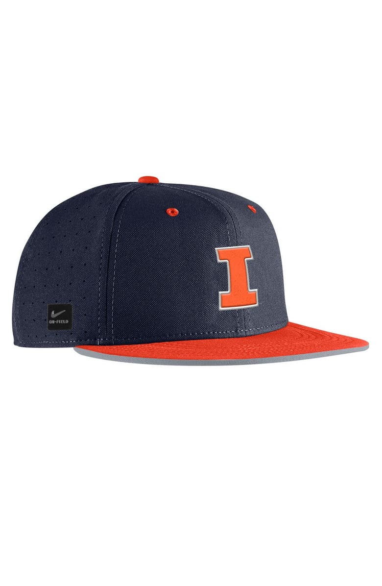 Nike Men's Nike Navy Illinois Fighting Illini 2025 On-Field True Performance Baseball Fitted Hat, Alternate, color,