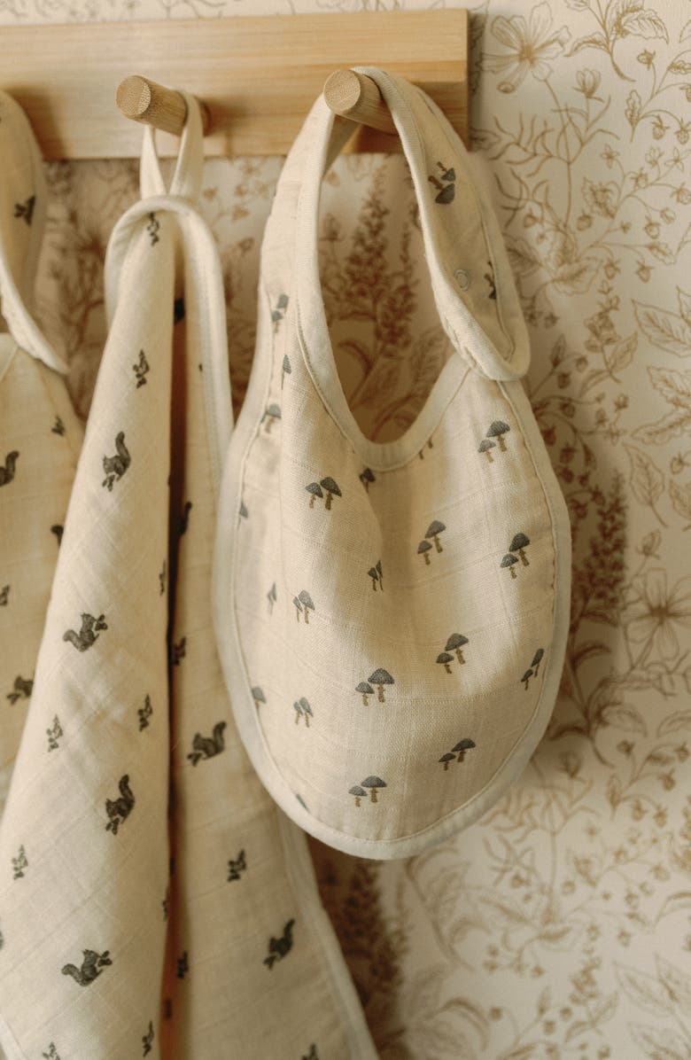 Oilo Assorted 2-Pack Organic Cotton Muslin Bibs, Alternate, color, Eggshell