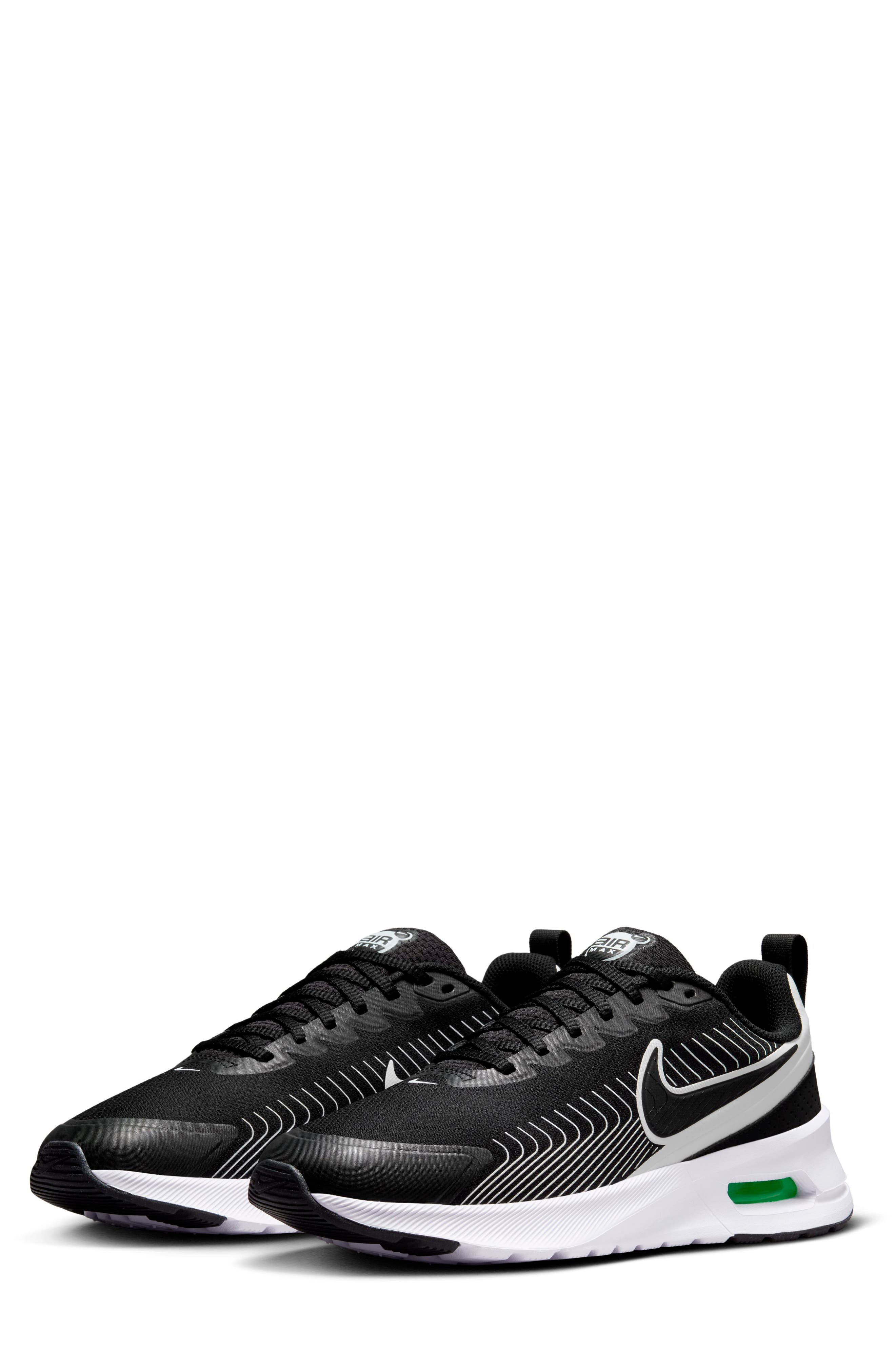 Nike Air Max Nuaxis Sneaker