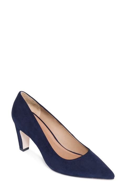 Giselle Pump