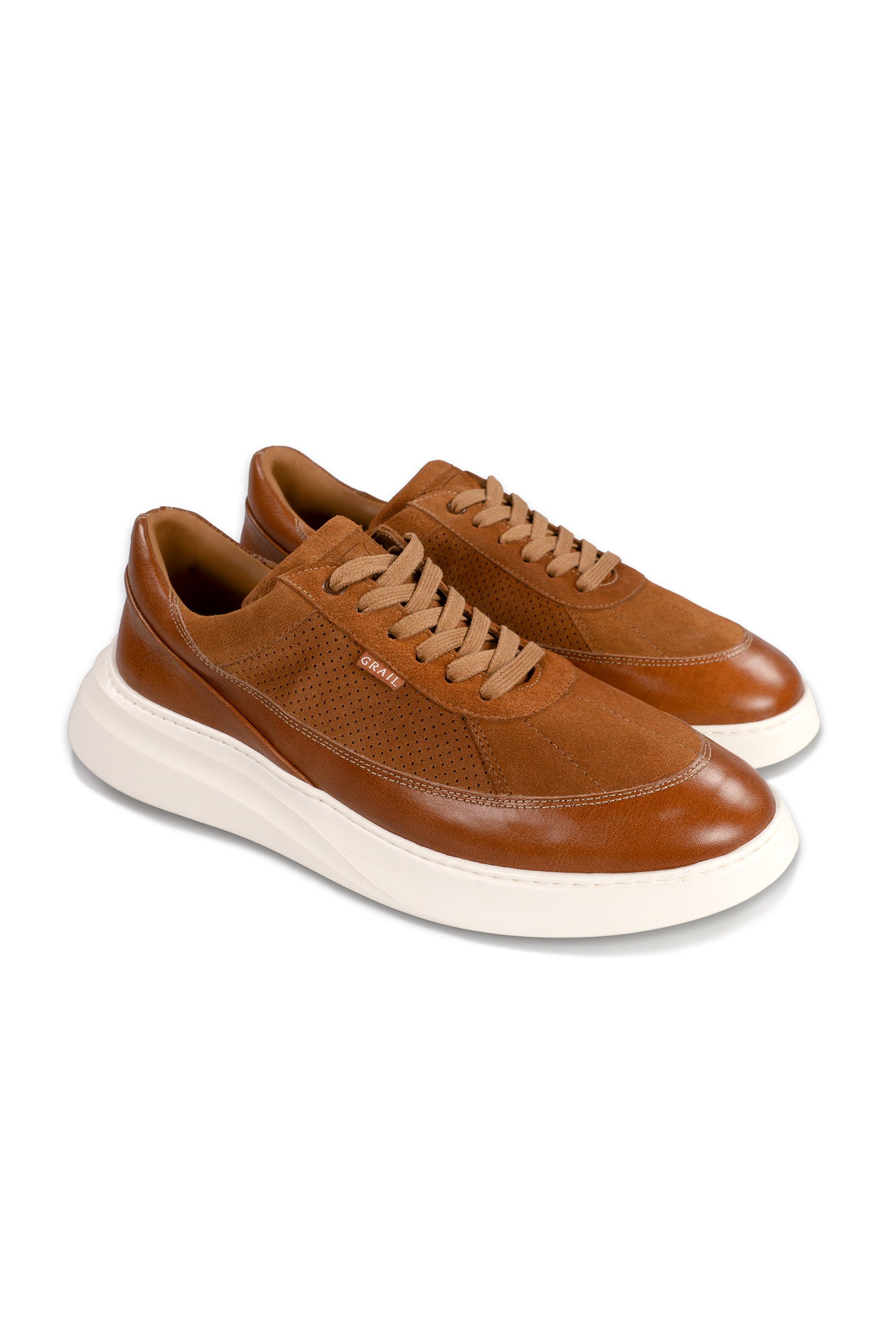 Showman Men's Leather Sneaker, Alternate, color, Cognac / White Sole