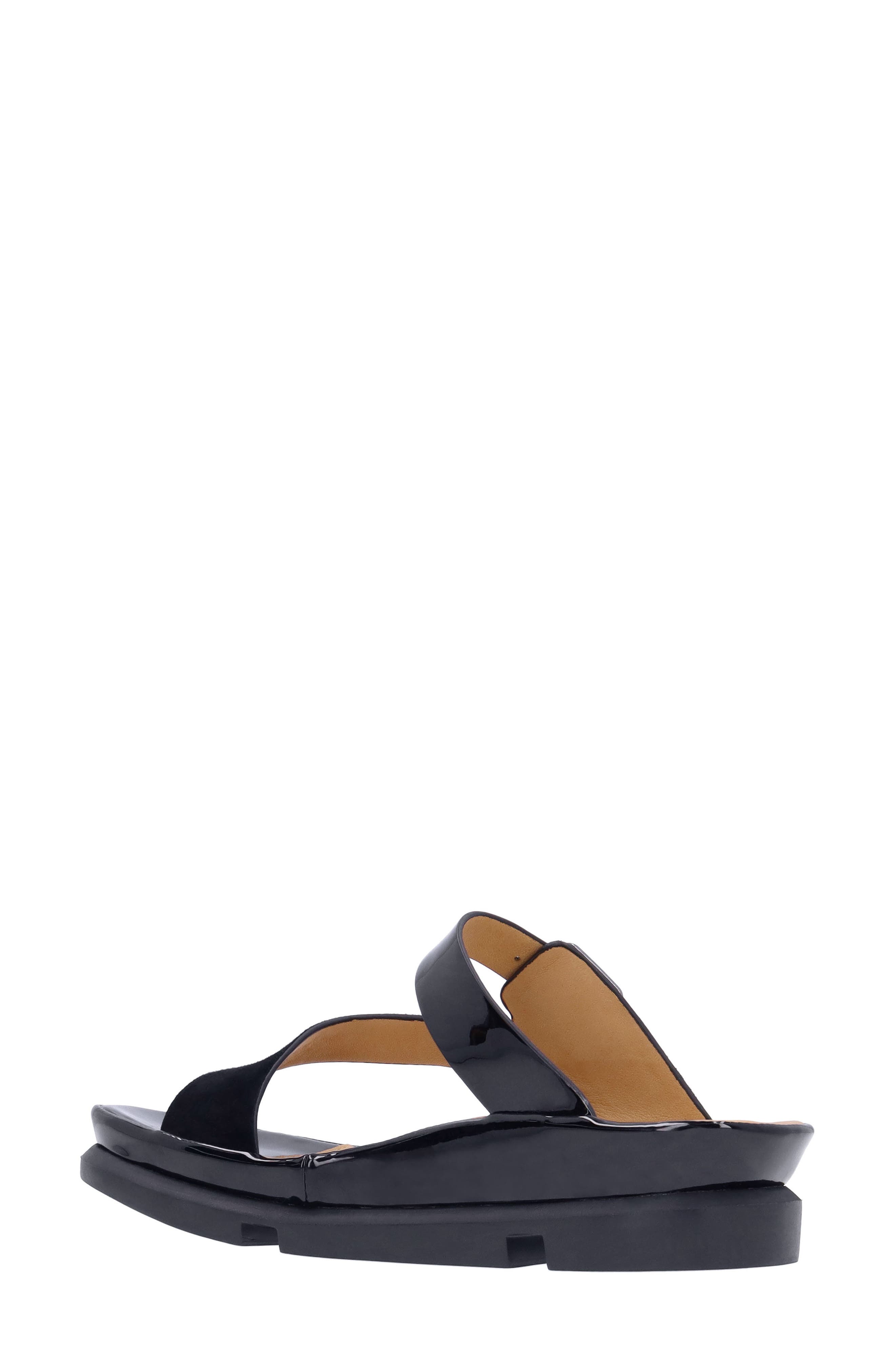 L'Amour des Pieds Alanza Toe Loop Sandal, Alternate, color, Black