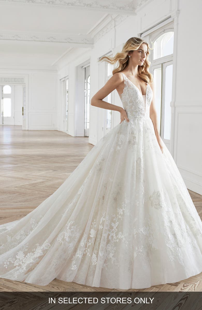 Aire Barcelona Estefan Lace Appliqué Ballgown Wedding Dress, Main, color, 