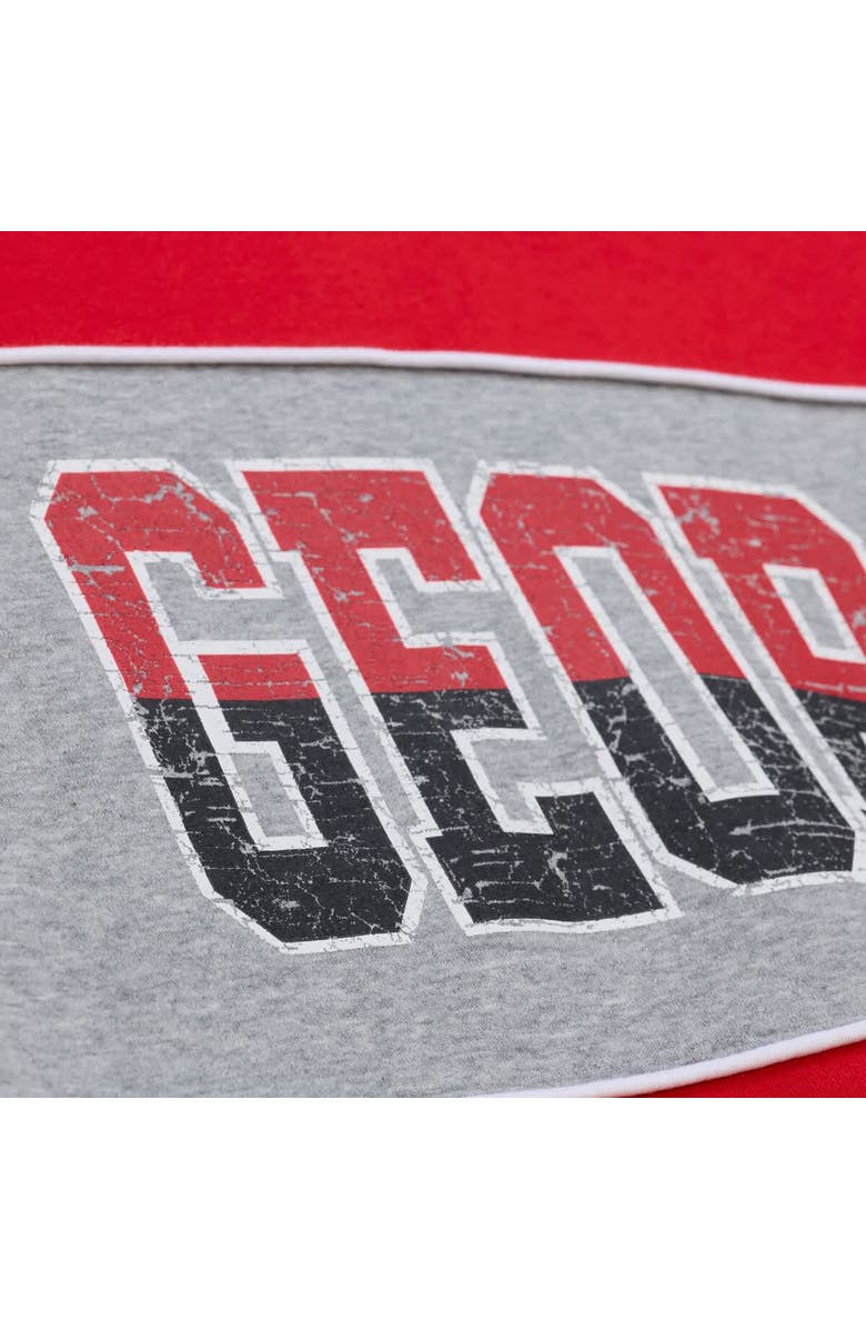 Mitchell 
Ness Men
s Mitchell 
Ness  Red Georgia Bulldogs Fleece Sweatshirt, Alternate, color, Red