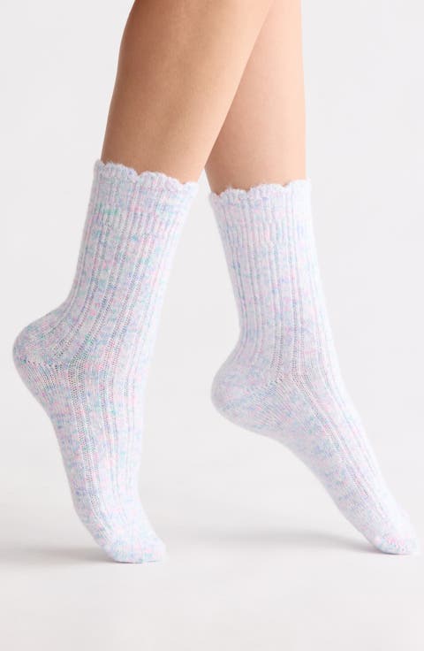 Cozy Scallop Crew Socks