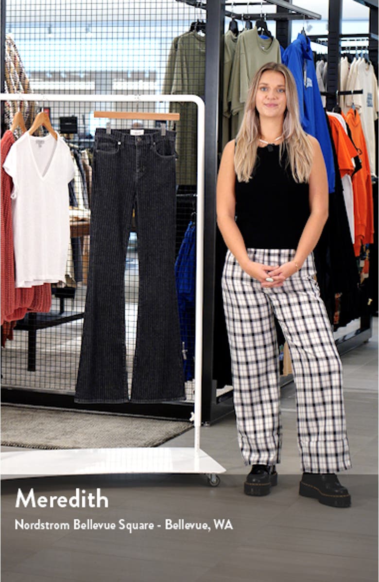 Le High Flare Jeans, sales video thumbnail