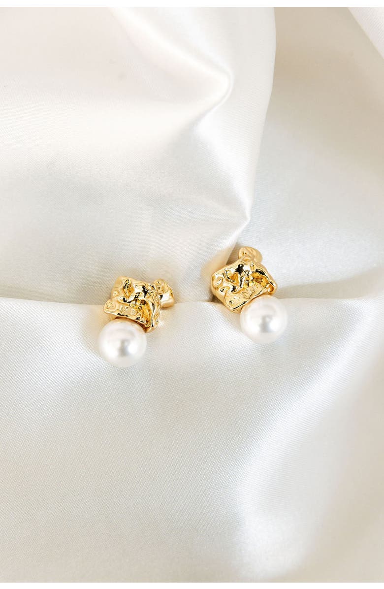 Untamed Petals Gossamer Pearl Drop Earrings, Alternate, color, Gold