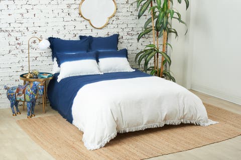 Aster Queen Duvet Cover