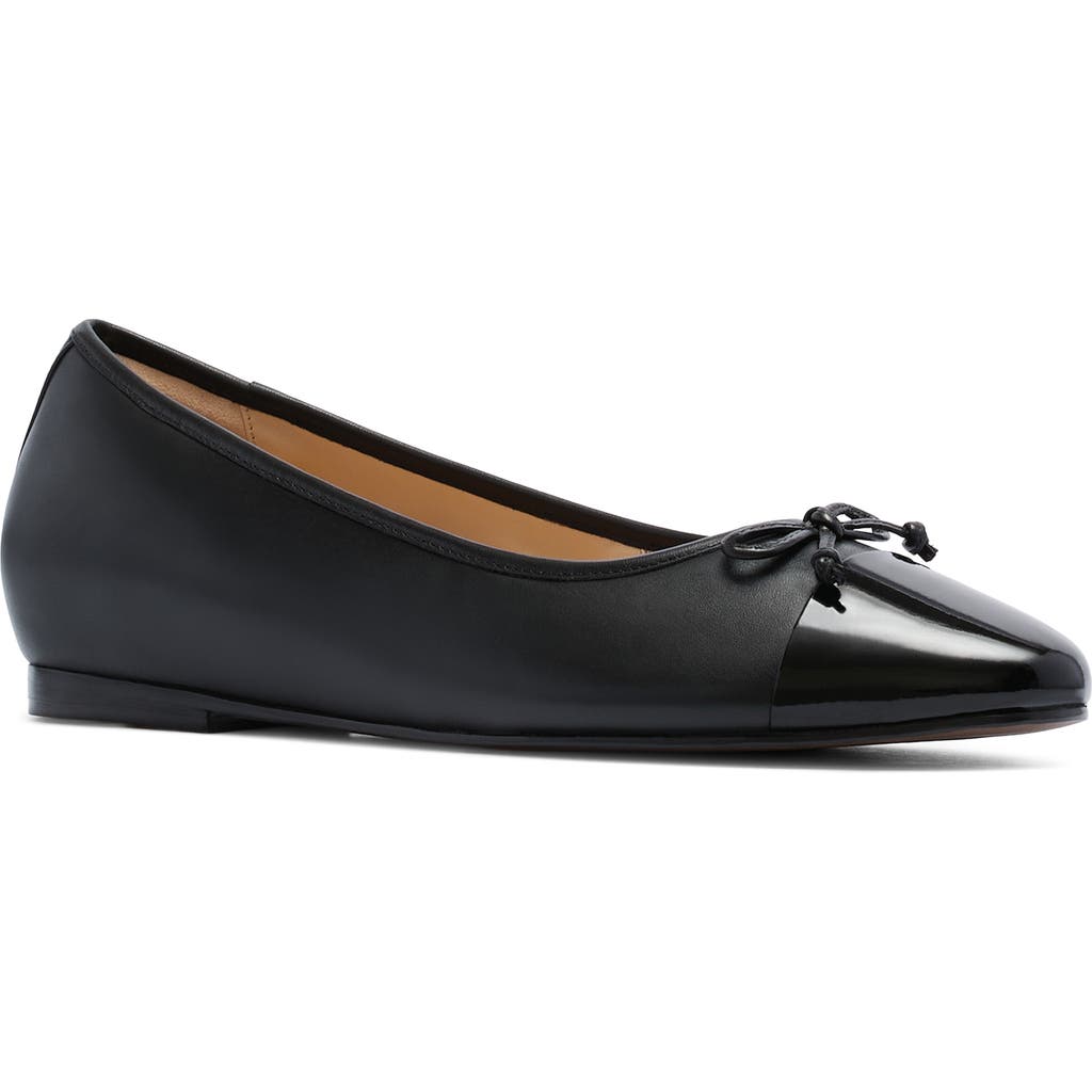 Frankie4 Trinity Flat In Black