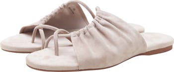 Lane Toe Loop Sandal